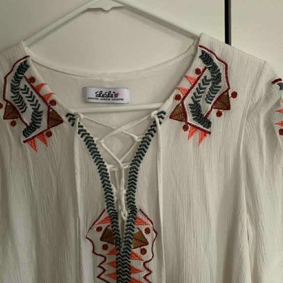 Lulu's bell sleeved blouse - Picture 2 of 4